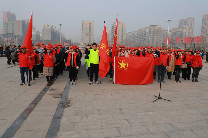 踐行雷鋒精神 “長(zhǎng)田人?樂(lè)善行”志愿者服務(wù)隊(duì)在行動(dòng)