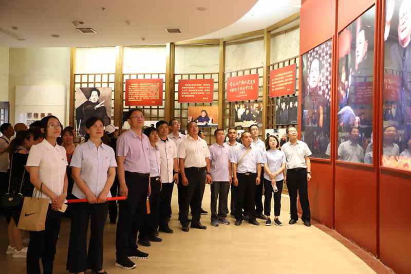 走進(jìn)革命圣地 領(lǐng)悟初心使命 —長(zhǎng)田實(shí)業(yè)黨支部開展“慶七一”紅色教育活動(dòng)